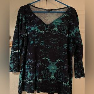 Tribal 3/4 sleeve top